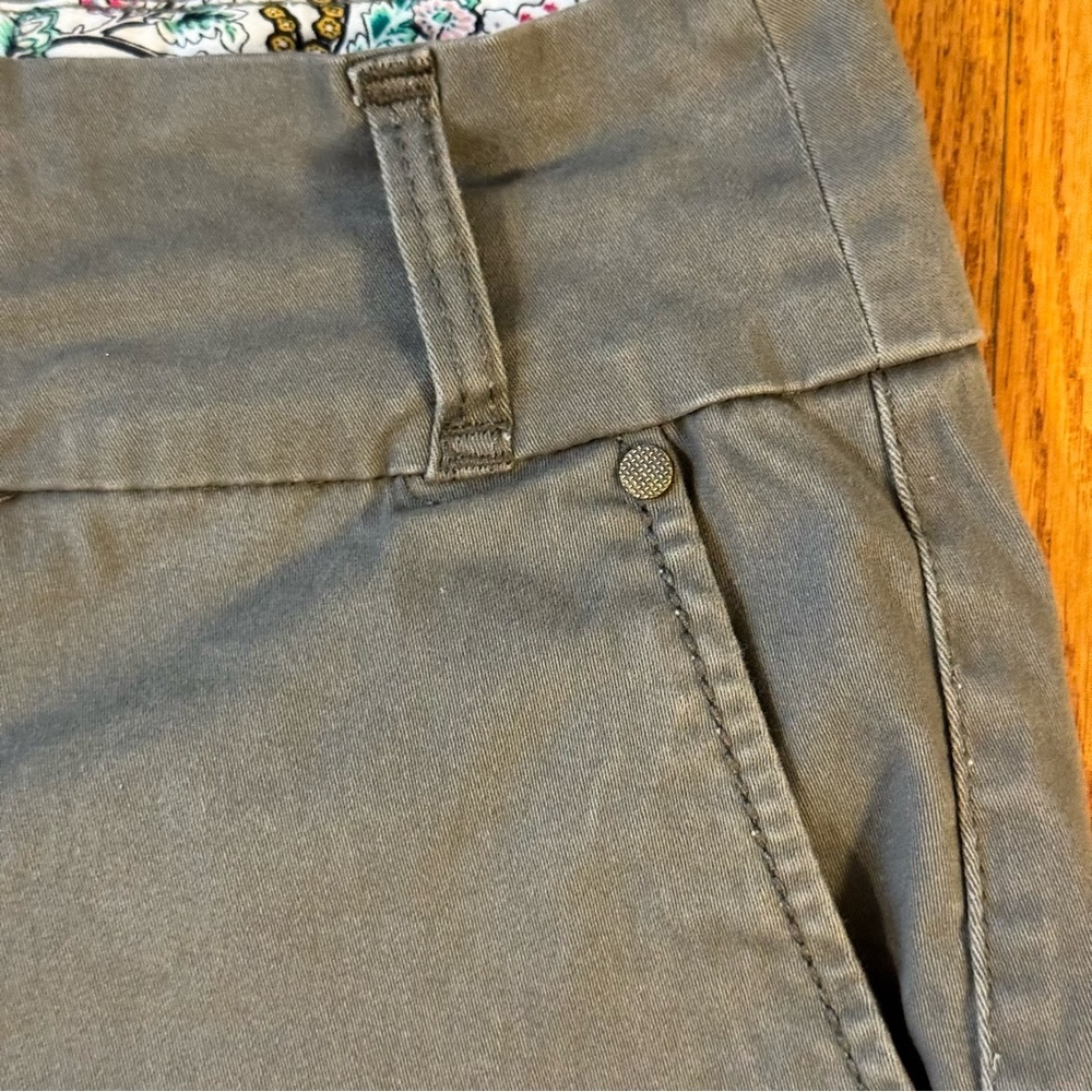 One 5 One Green Shorts Womens Size 6 - Picture 5 of 5